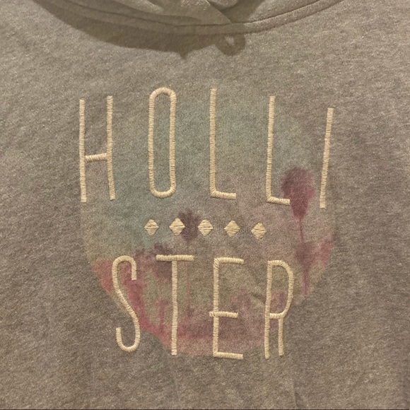 Hollister Light Grey Hoodie Embroidered Logo - Picture 2 of 4